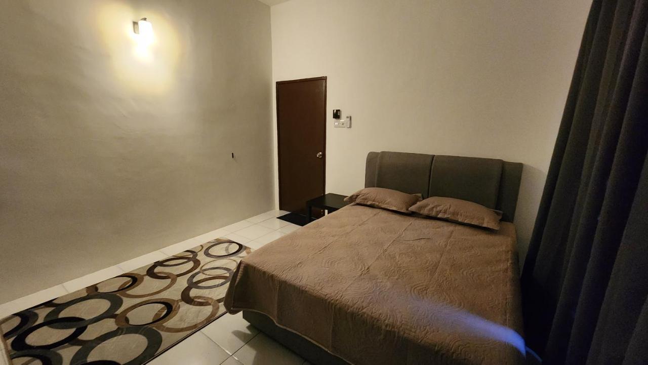 Fatima Villa Sitiawan